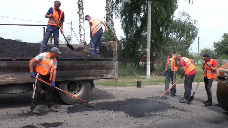 Спільними зусиллями відновлено дорогу